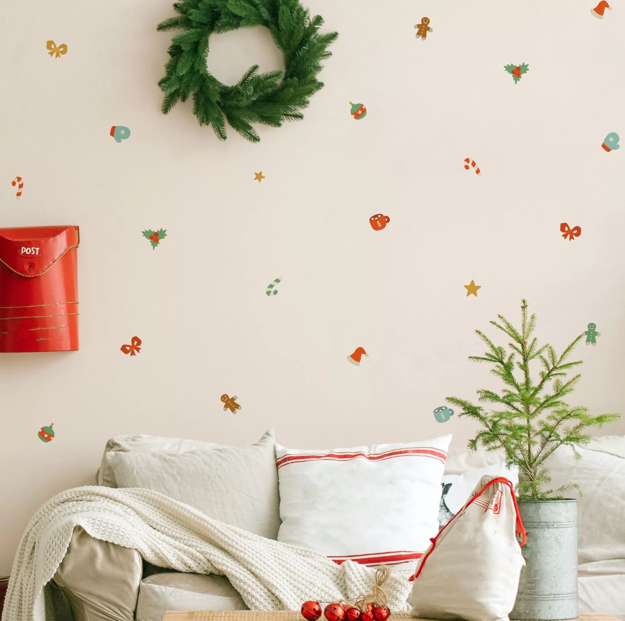 A Warm Christmas 🖼️ Reusable Fabric Decal